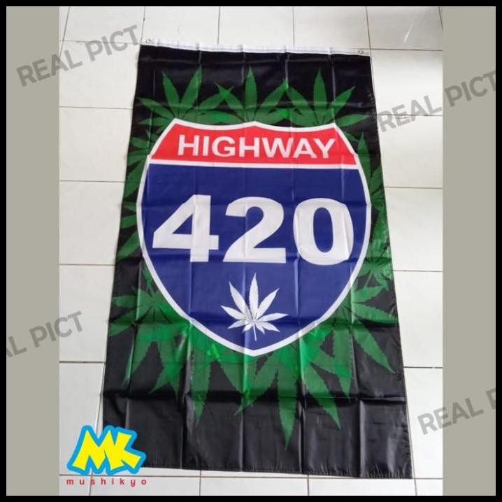 Hiasan Dinding Kamar Kost Daun Rasta