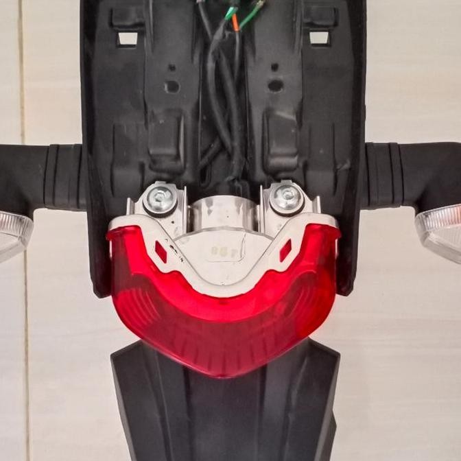 spakbor belakang ori crf 150