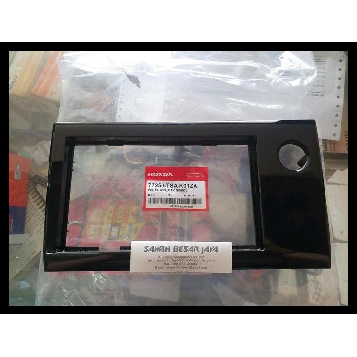 BEST DEAL PANEL ASSY HEAD UNIT - COVER PLASTIK HITAM LAYAR TENGAH HONDA BRIO SATYA RS . MOBILIO E RS