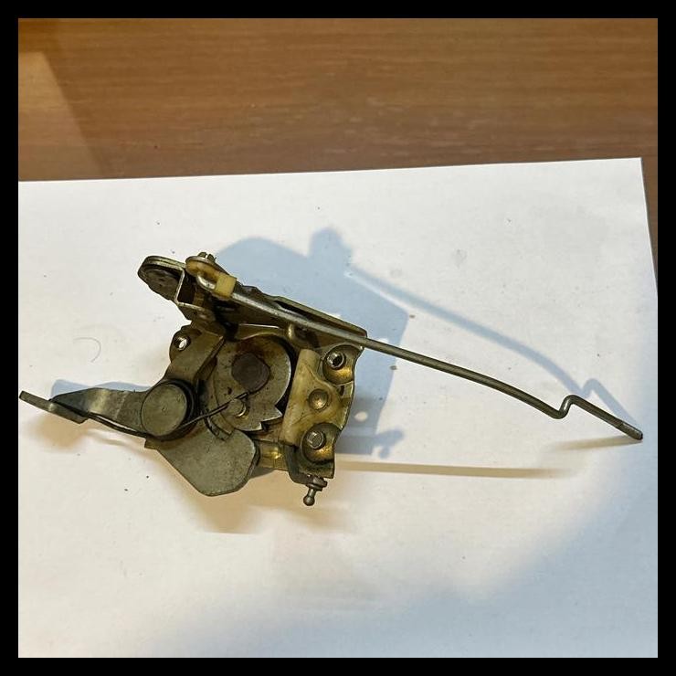 TERBARU DOOR LOCK DEPAN KANAN /FRONT RIGHT DOOR LOCK FIAT 132 S GL GLS
