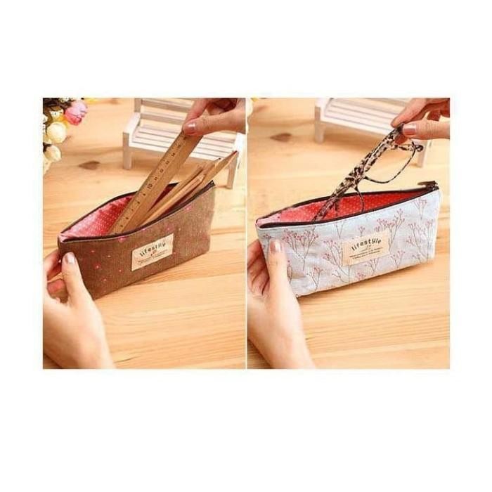 

EMS TP0040 Tempat Pensil Life Style / Tempat Kosmetik