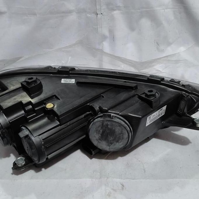 lampu depan headlamp VW scirocco 20-2012