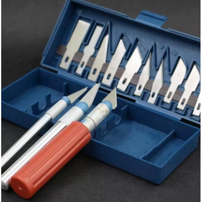 

Pisau Cutter Sayat Ukir Seni Crafting Set Knife Prakarya Ukiran Tangan