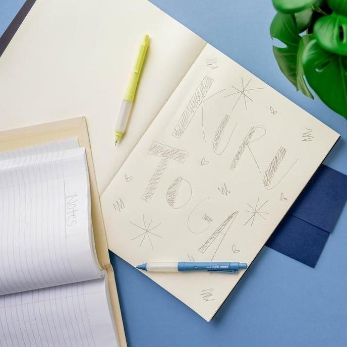 

Uni Alpha Gel Switch Kuru Toga Machine Positive Colors Mechanical Pencil 0.5Mm Limited Edition New Stok