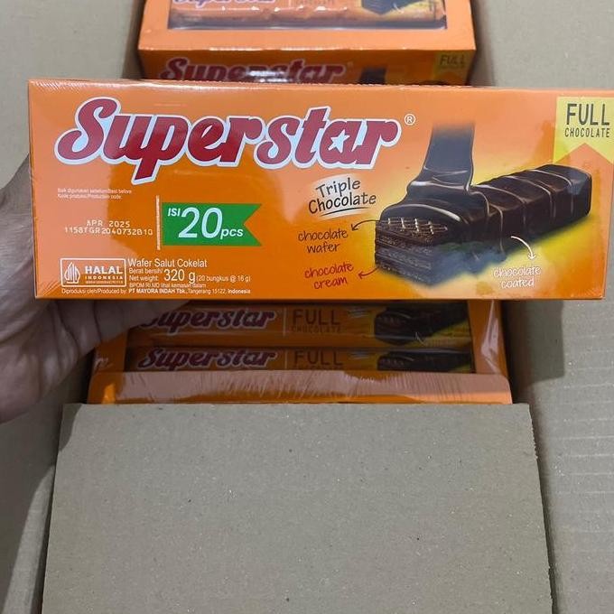 

Superstar Triple Chocolate Full Cokelat (20Pcs) - Makanan Wafer Cemilan Jajanan Food Snack Biskuit Coklat Vanilla Susu