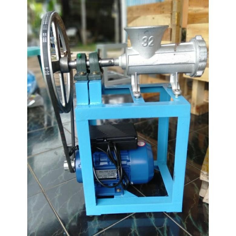 gilingan daging no.32 tenaga listrik dinamo 1 hp. gilingan sambel kacang,gilingan bumbu,gilingan pel