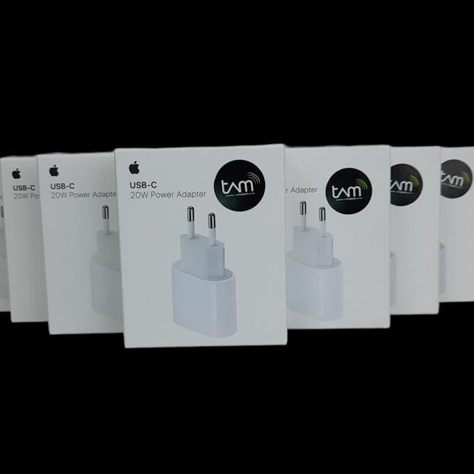 Travel Adaptor/Adapter IPhone USB-C 20W Garansi Tam