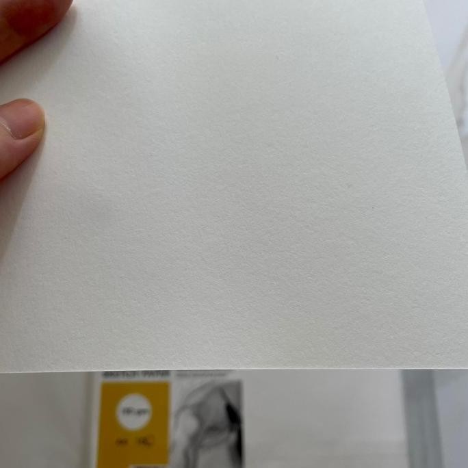 

leyton sketch paper A5/A4 180gsm 10lembar