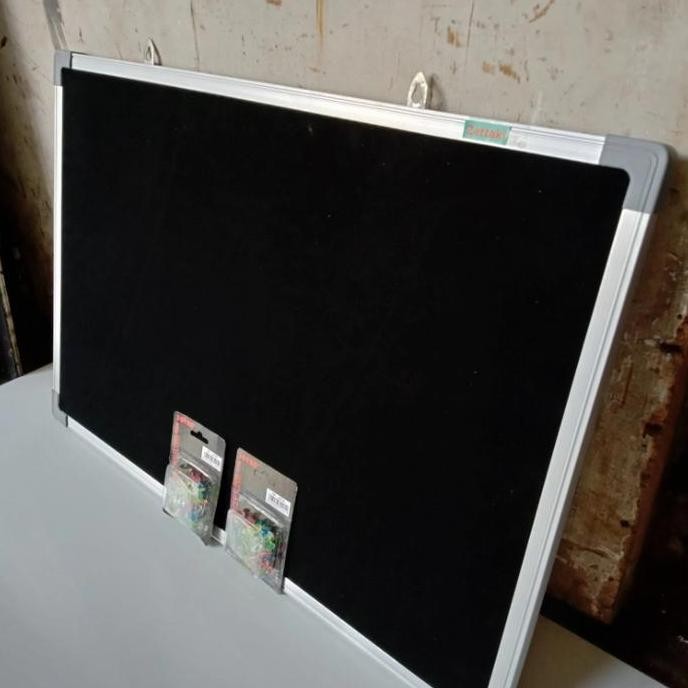 

Softboard Cork Board/Papan Madinggantung Bludruhitam Zettaki 120X240Cm New Stok