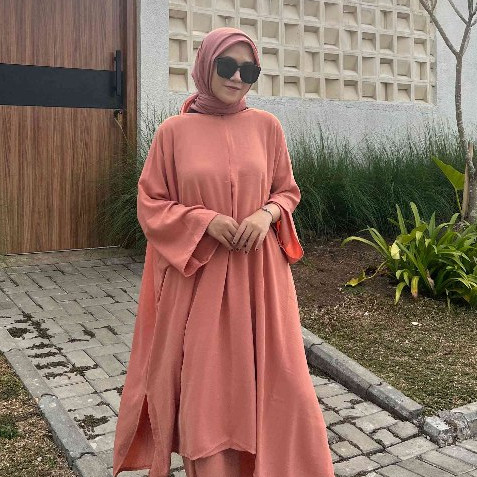 Atasan Tunik Amira | Tunik Muslimah Polos Lengan Panjang | Atasan Wanita Syar’i Kekinian