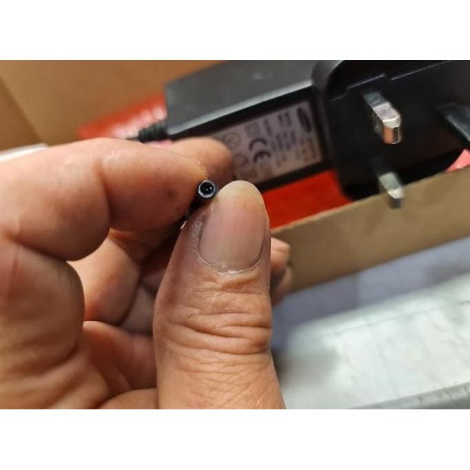 Adaptor Samsung 12V 2A Jack 4Mm Pn24E-12J10L Lcd Lg Samsung Original