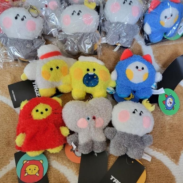 TRUZ MININI UNOFFICIAL KPOP MERCH