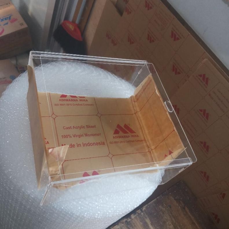 

box acrylic sliding 30x25x10 Nugi