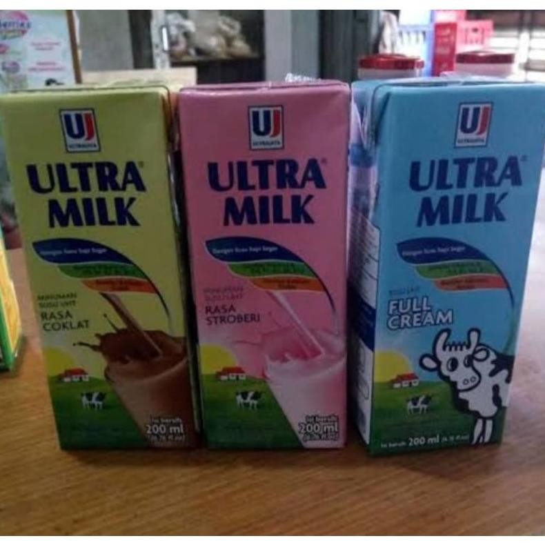 

ultra milk 200ml coklat, strawberry, fullcream Nugi