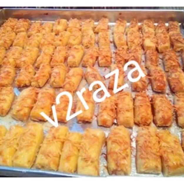 

TERLARIS KUE KASTENGEL KEJU KUE KERING KEJU KRAFF Nugi