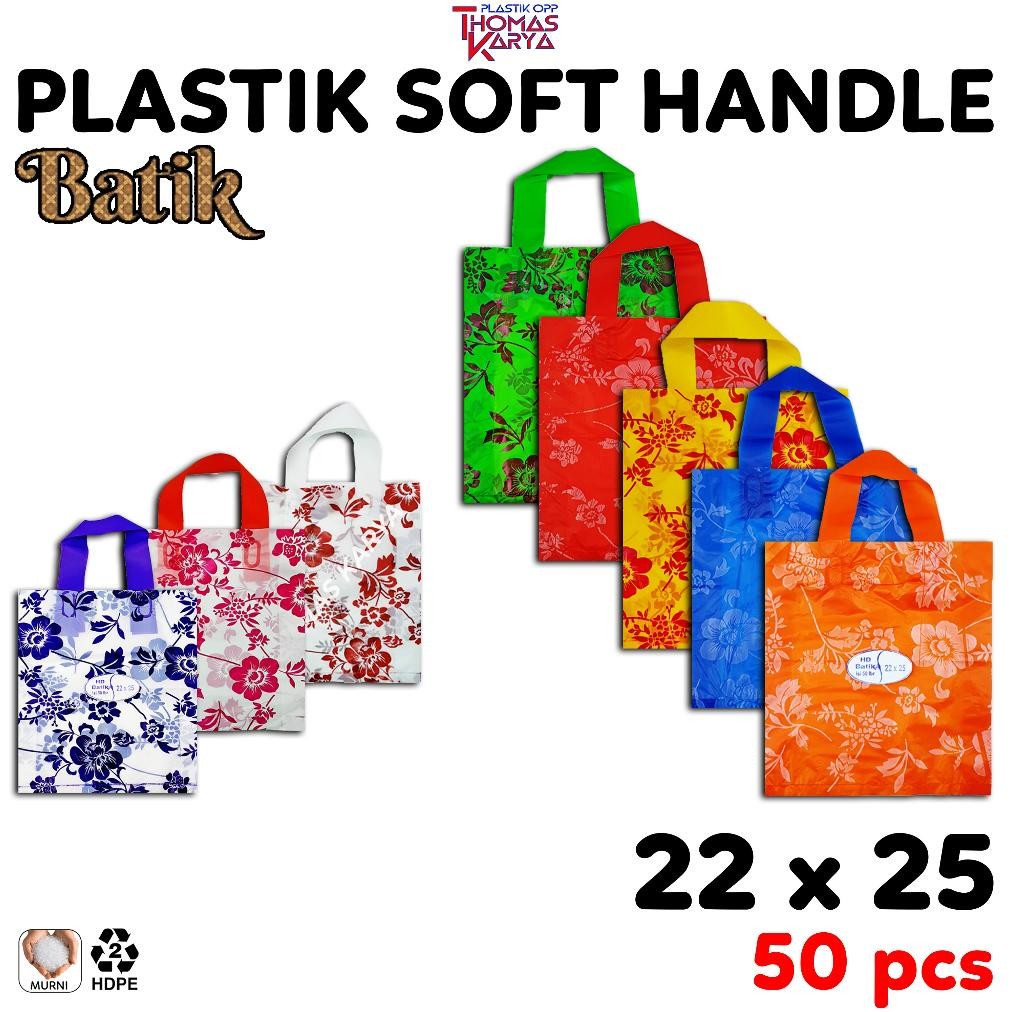 

Kantong Plastik Softhandle 22x25 Motif BATIK isi 50 Tas Hajatan Hidangan Bingkisan Snack Pesta Nugi