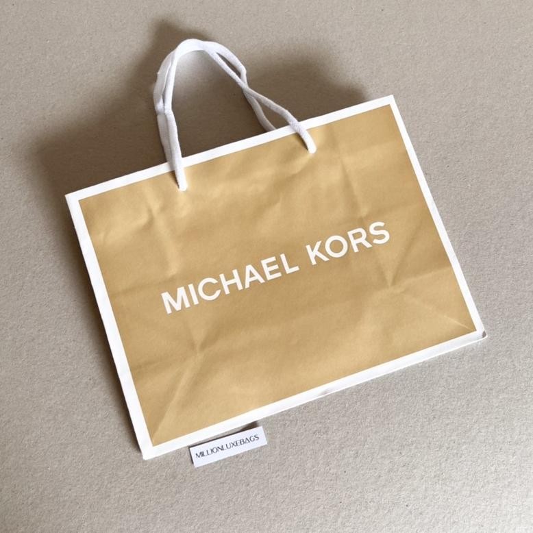 

Michael Kors Paper Bag Original Ukuran 30x13x23cm & 38x17x28cm Nugi
