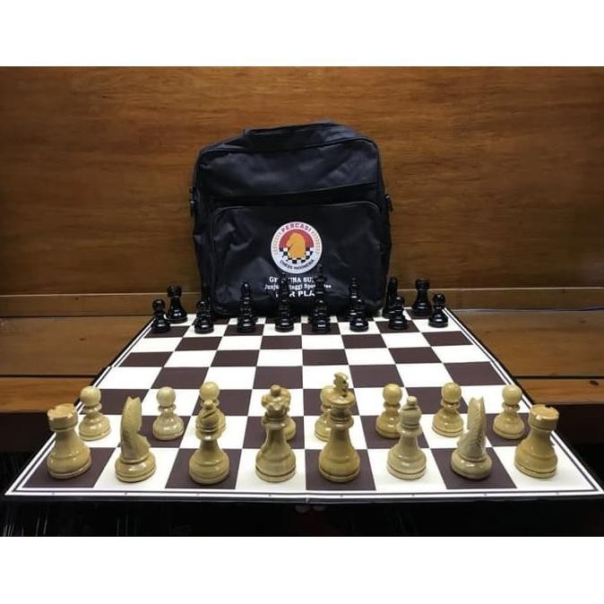 Catur PERCASI / Catur Lipat Percasi Kayu 50cm