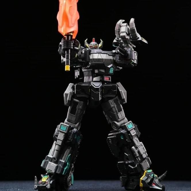 LUCKY CAT DARK MEGAZORD / BLACK MEGAZORD