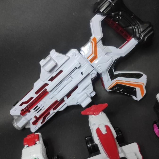 alat berubah DX lupinranger vs patranger RTV DX changer patranger