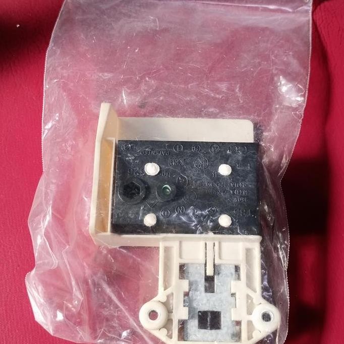 Doorlock mesin cuci lux wh 262 ASLI