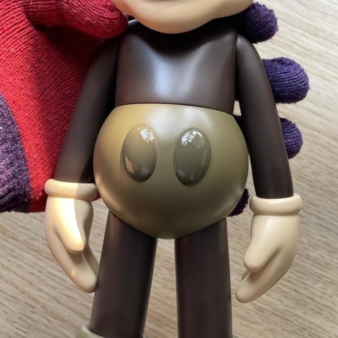 

MICKIV Coma Brown 2023 Arkiv Vilmansa (SIGNED)