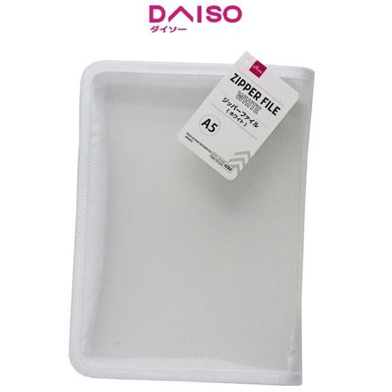 

Sale Daiso A5 Zipper File White