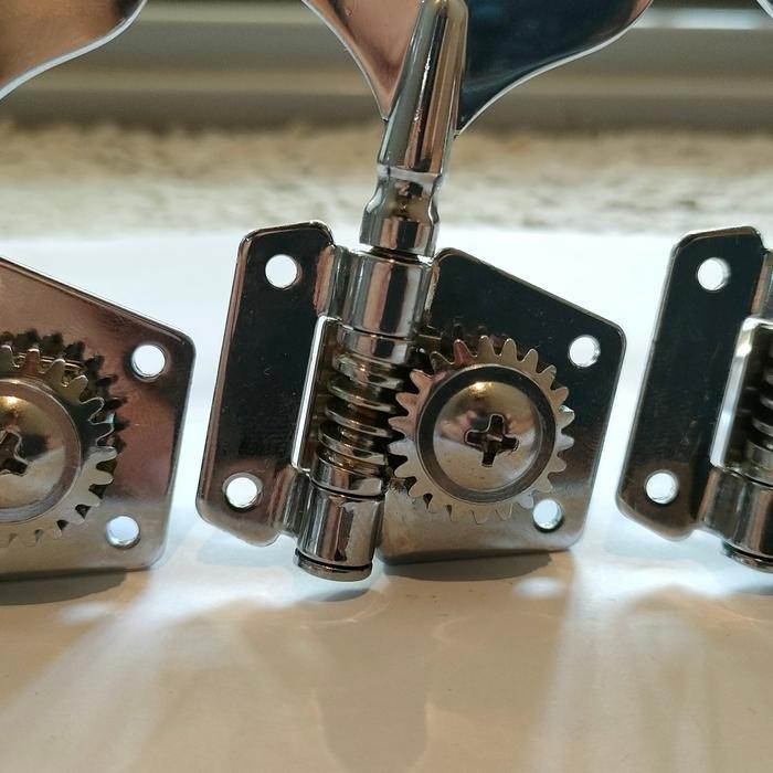 Dryer Atau Machine Head Bass Model Fender Jazz Bass Oem Original Dan Terpercaya