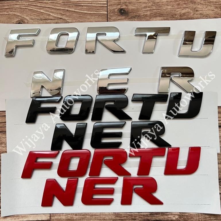 EmblemKapMesinMobilFortunerEmblemFortuner