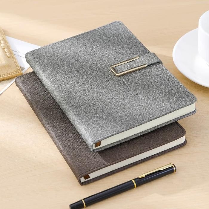 

SWG Buku Catatan Kerja Daily Planner Notebook Cover Kulit Kertas A5 200 halaman (100 lembar)