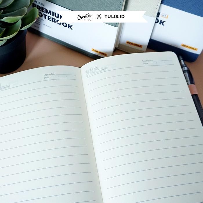 

SWG [Tulis.Id] Premium Leather Notebook With Pen Holder Maple Hardcover A5 Buku Catatan Kulit