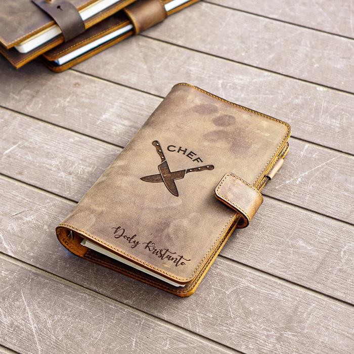 

SWG BINDER A6 Buku Agenda Cover Kulit - Paul Model V6 *GRATIS GRAFIR*