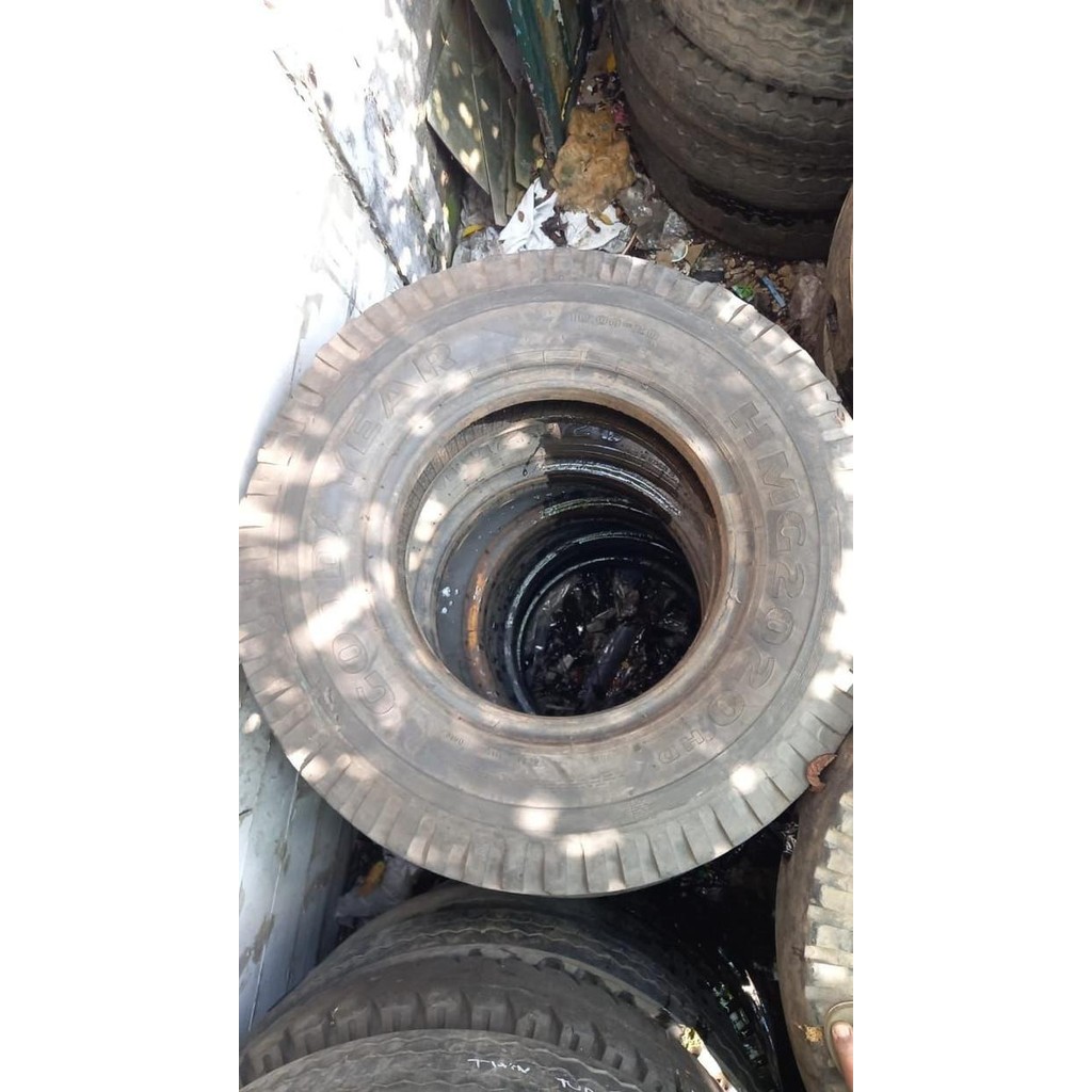 Ban Dapra Kapal Ukuran 1000 Ban Loader Kapal Fender Ex Truck Lubang 3 Dan 4 Original Dan Terpercaya