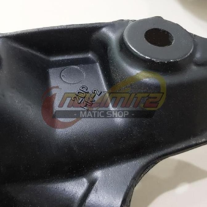 Behel Begel Potong Tanduk Sporty Carbon Kevlar Parts ORI Yamaha NMAX