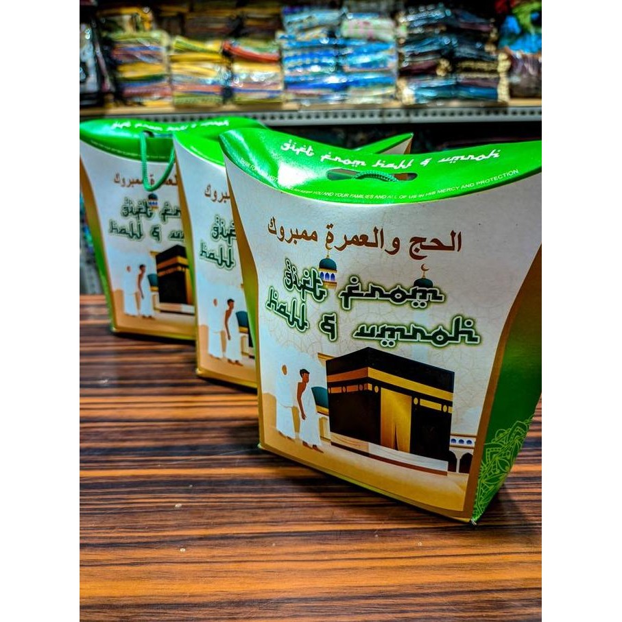 

PAPERBAG TALI GIFT FROM HAJI & UMROH ISI 100PCS KERTAS