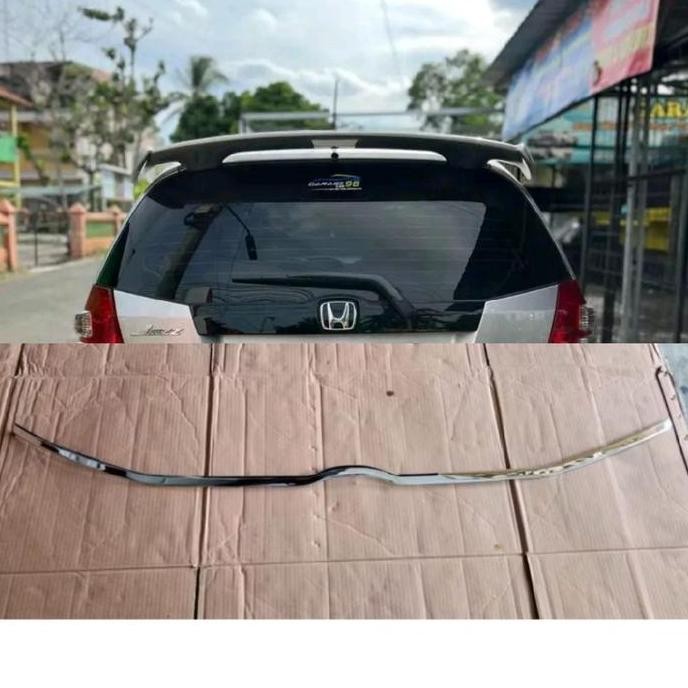 list garnish chrome kaca belakang bagasi Honda Jazz Ge8