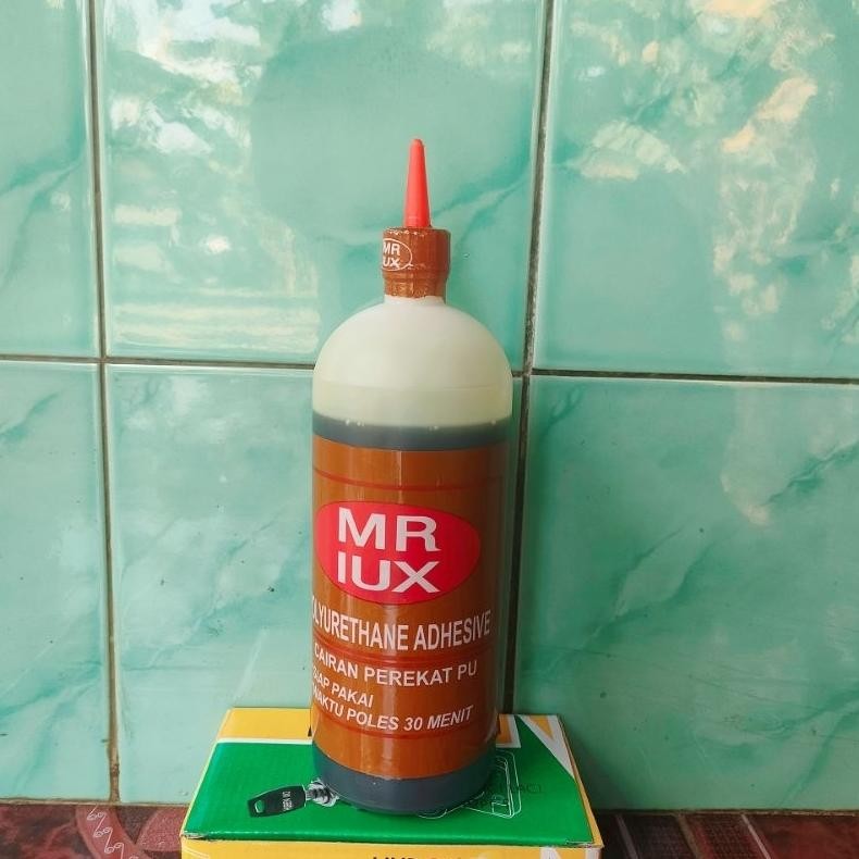 

Lem kayu ( BESAR)/LEM MADU lem busa mudah merekat4