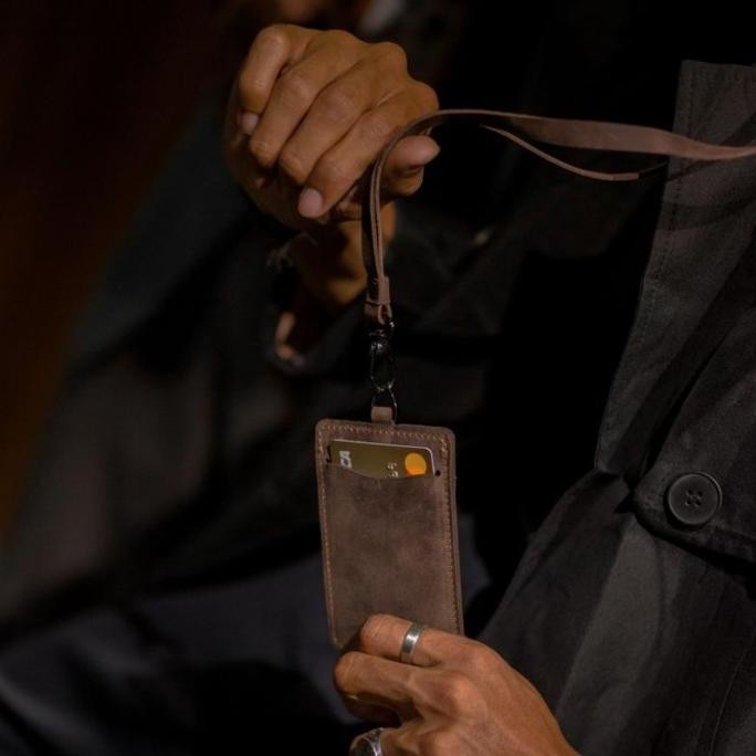 

Id Card Pria Wanita Tag Name Kulit Sapi Asli Reven Lanyard