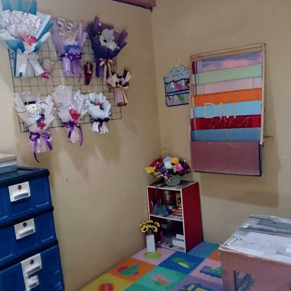 Termurah Rak kertas wrapping / rak kertas kado / rak multifungsi kayu bulat Nugi