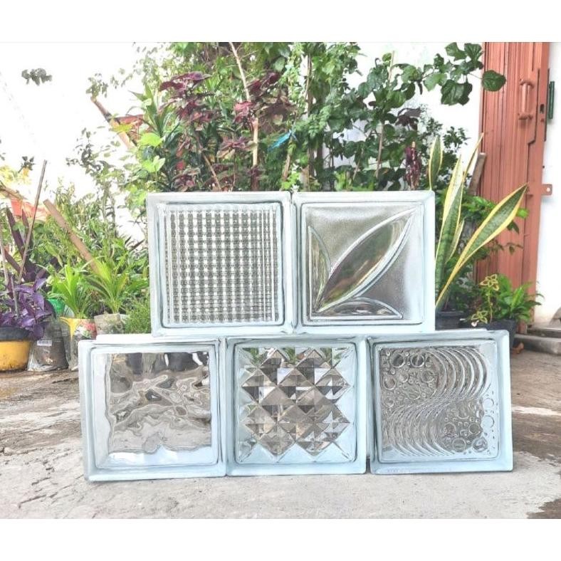 GLASS BLOCK GLASBOX GLASSBOX GLASBOCKS GLASSBOCK GLASS BOX  BLOK KACA roster Kaca Tebal  Via Grab at