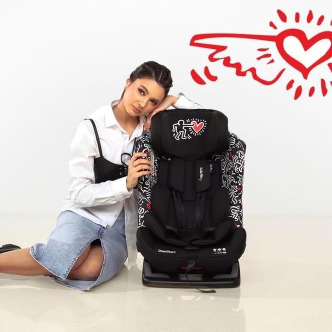 Carseat Cocolatte Downtown Black Keith Haring / Kursi Mobil Anak
