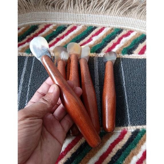 Kerikan Kerokan Badan Bahan Kayu Kombinasi Tanduk