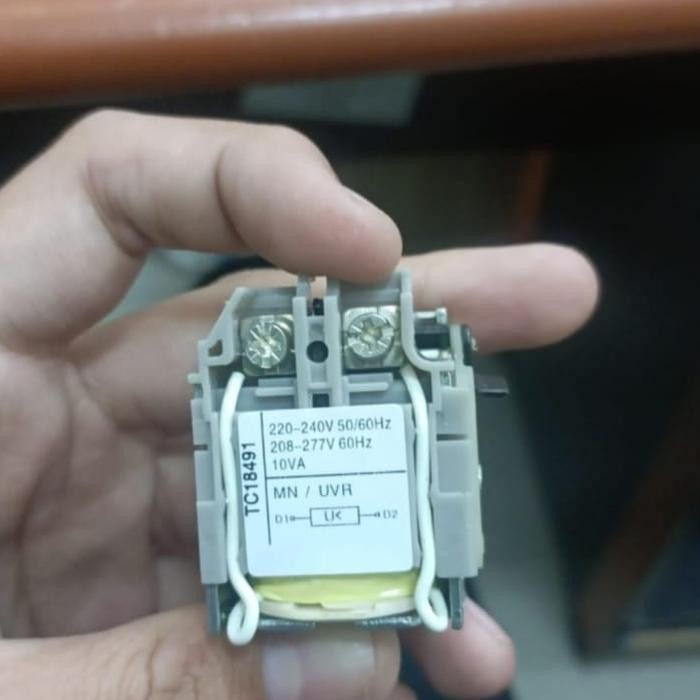 UVT / UVT Schneider MN LV429407 NSX/CVS 220V