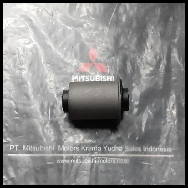 Bushing Arm Depan Kecil Mitsubishi Eterna