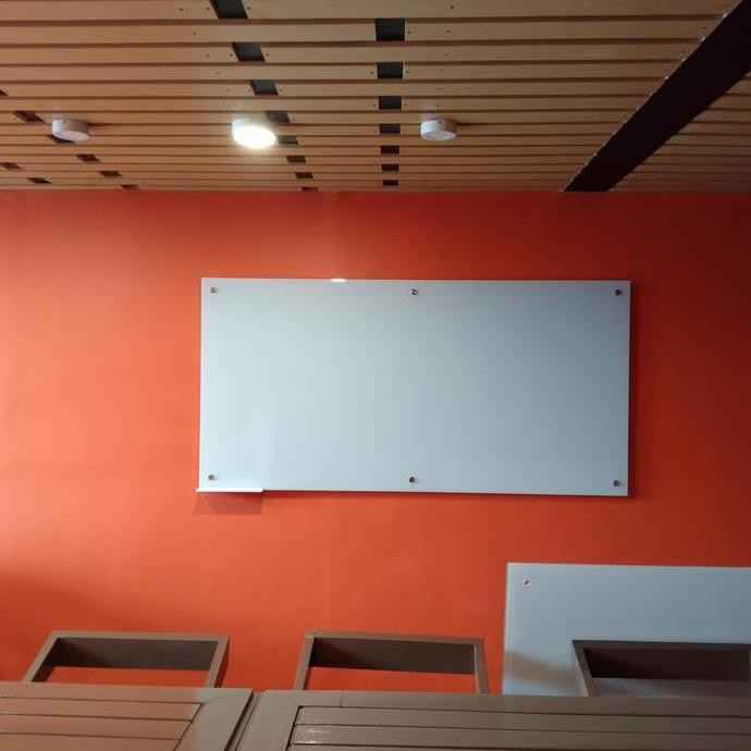 

Custom Glassboard Magnetik