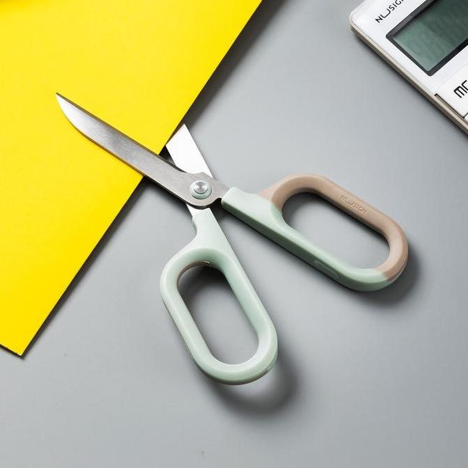 

Nusign Scissors / Gunting Desain Elegan Dual Color Pegangan Sangat Nyaman Pisau Tajam Ens055 Terlaris