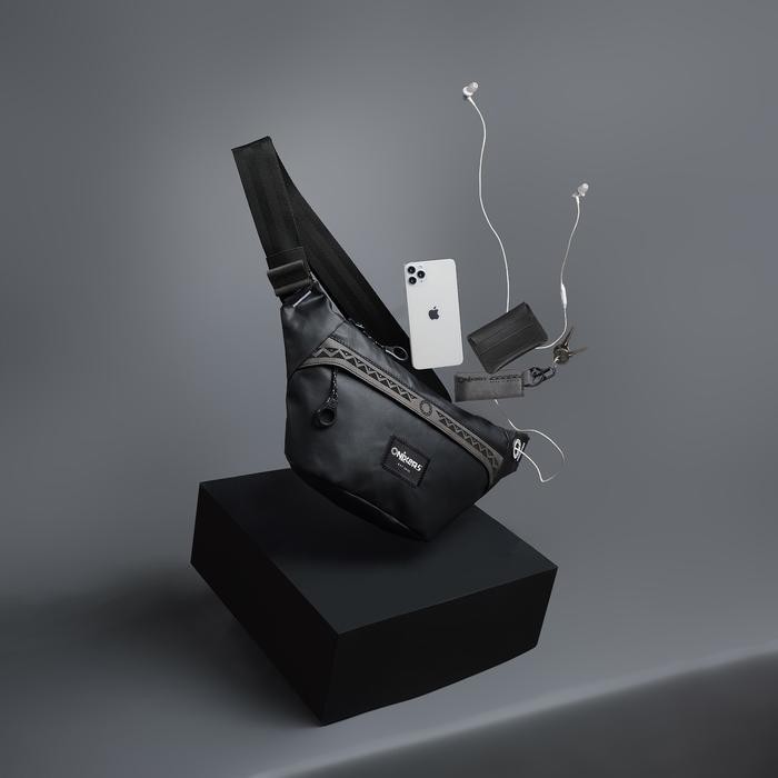 Twb Onixers Omega Tas Selempang Pria Waterproof Pinggang Waistbag