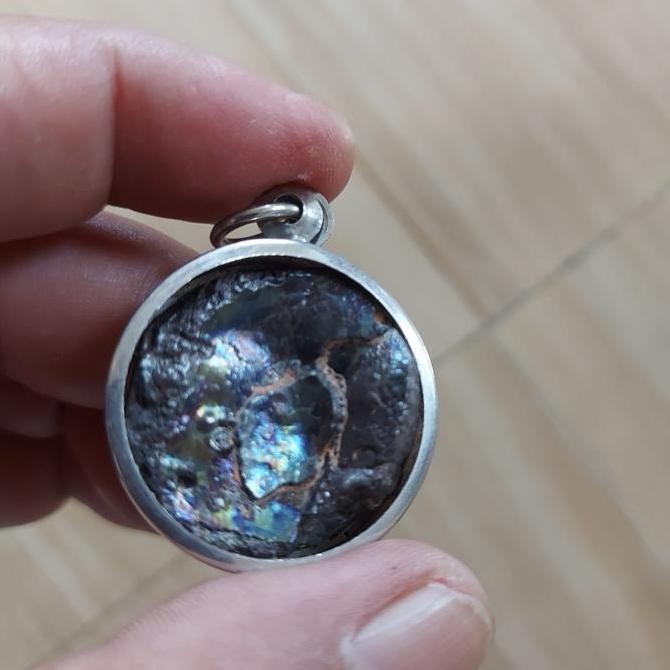 Diskon Leklai Pendant Umklum Iridescent Rainbow Hematite Stone Natural Ready