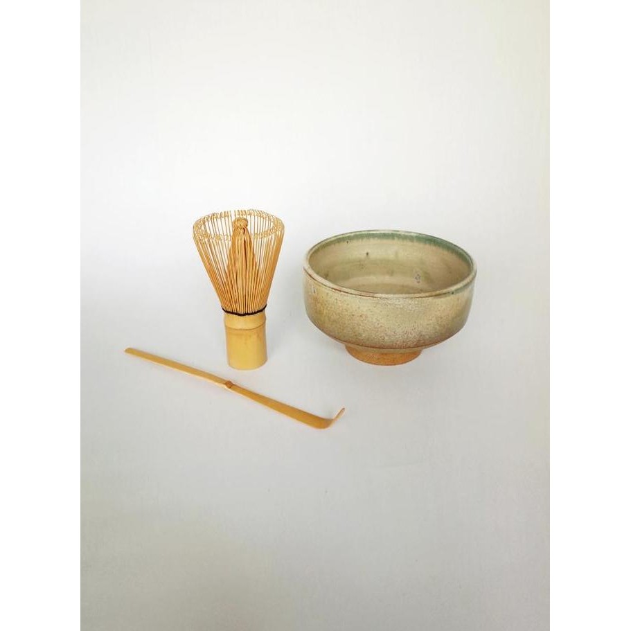 

Saint Matcha X Ayu Larasati Matcha Pack Terlaris