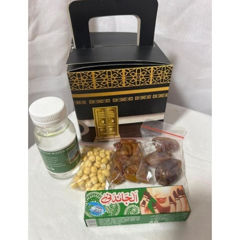 

Oleh Oleh Haji Dan Umroh Kabah 50Pcs Lengkap ( Air Zam Zam 80Ml Full)